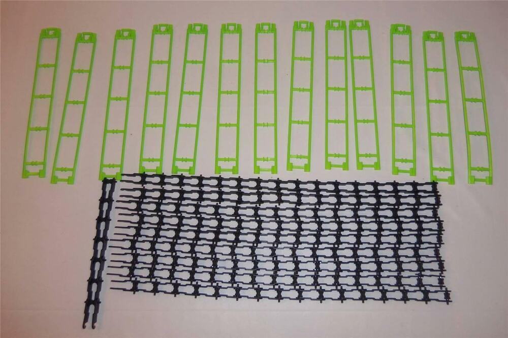 K'NEX 13 Green Roller Coaster Track plus Chain Pieces Standard Classic -0614T18
